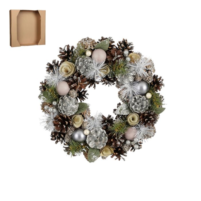 Krans med sølvfarvet pynt