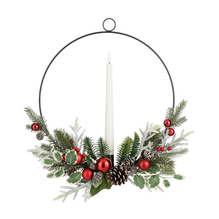 Dekorationsring med lys og pynt rød