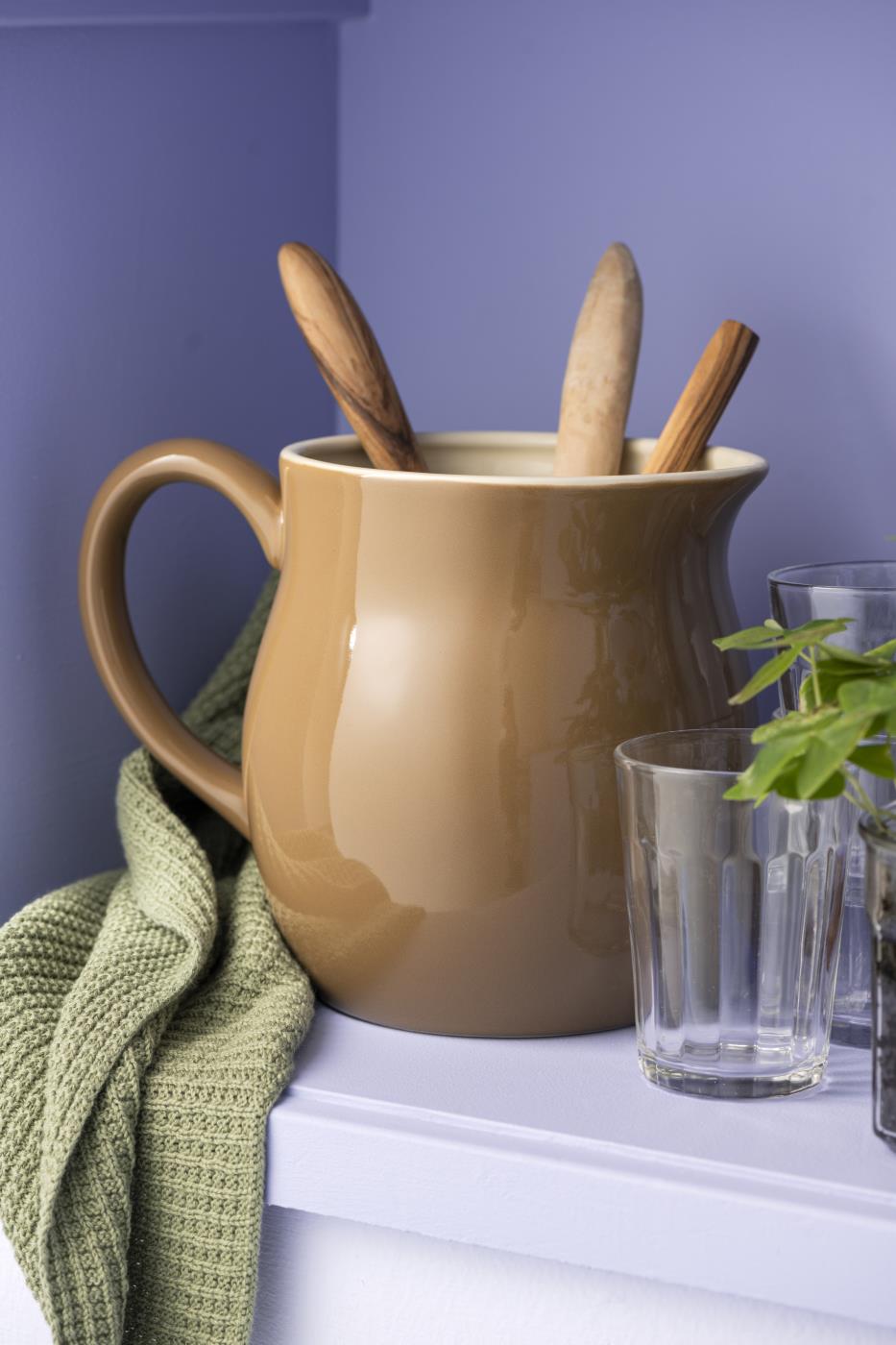 Kande Mynte 2,5 l hazelnut fra Ib Laursen som bestikholder