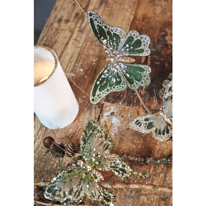 Stor sommerfugl grøn