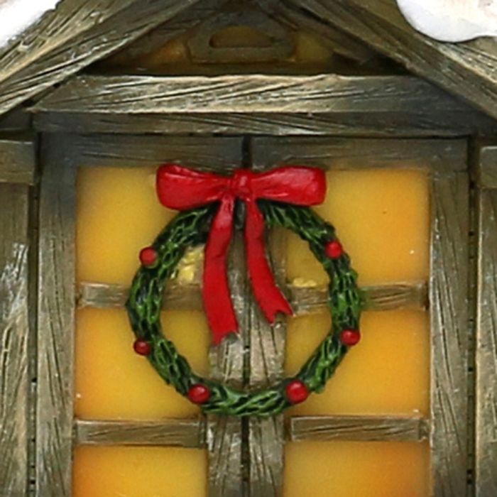 Snekugle Julemand ved pejsen