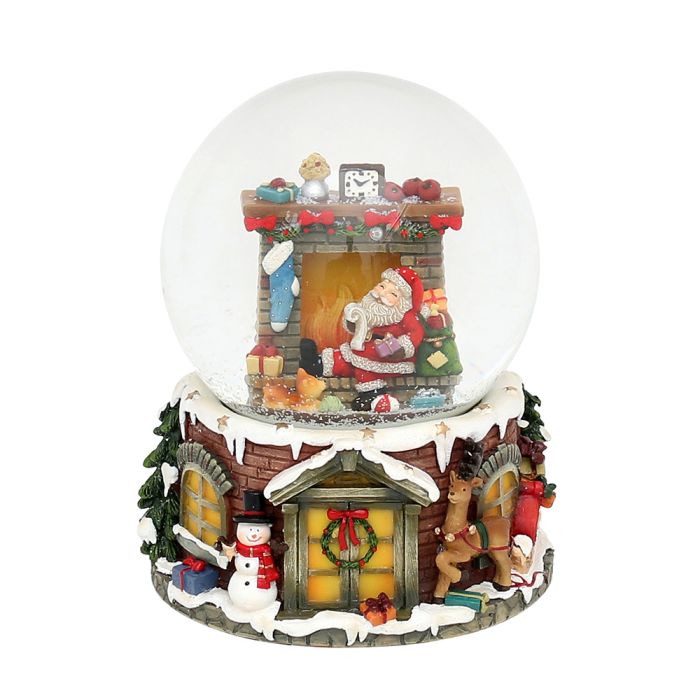 Snekugle Julemand ved pejsen