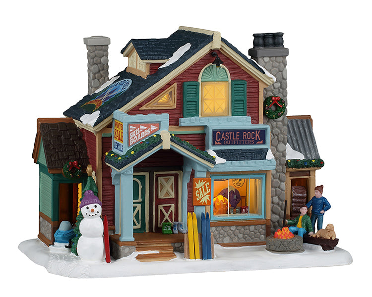 Castle Rock Ski Outfitters hus med lys til juleby fra Lemax