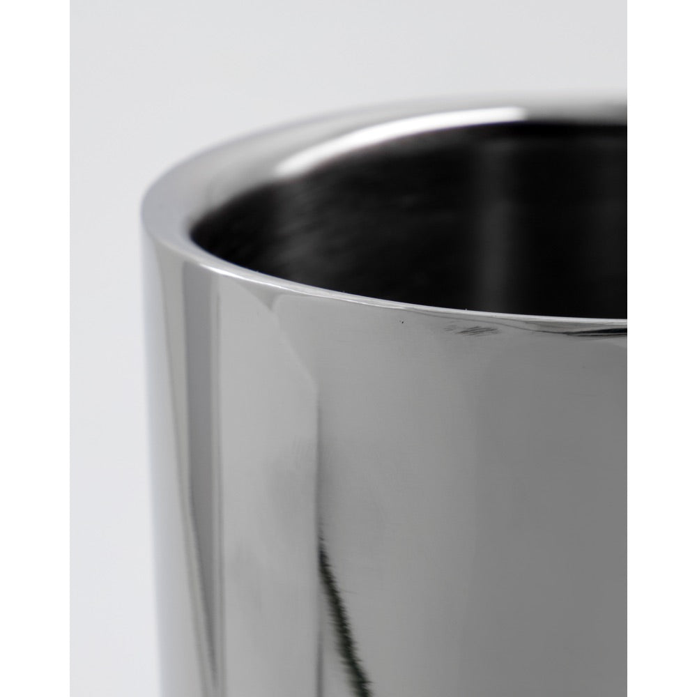 Kanten på vinkøler med sølvfinish fra House Doctor