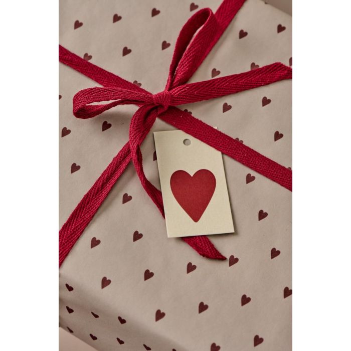 Julegavepapir med røde hjerter