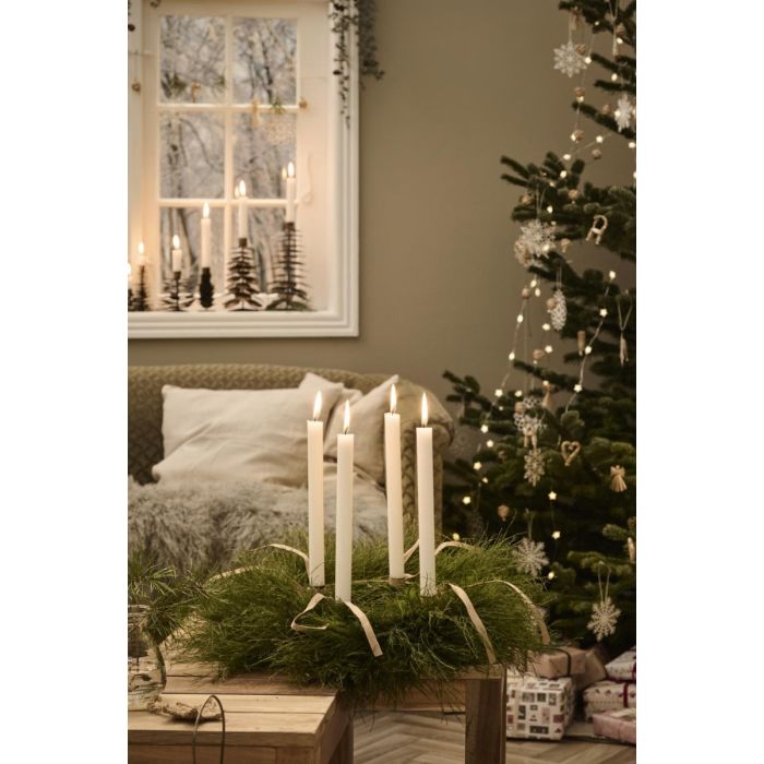 Adventlys hvide m/4 kronelys præget tal 1-4