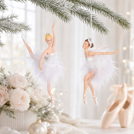 Ballerina med fjäderkjol