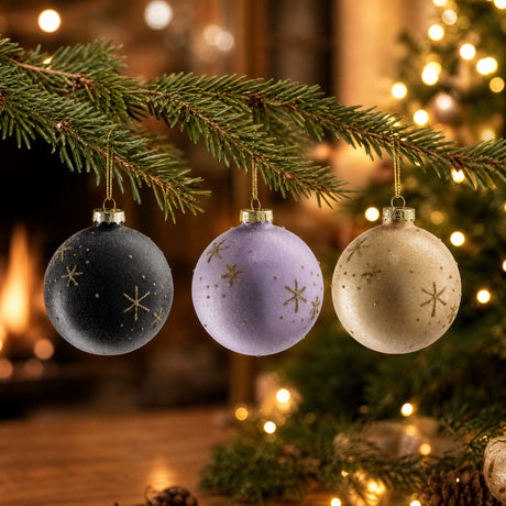Julkula med guldglitter snöflingor 8 cm i dia