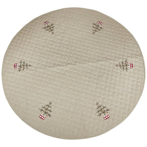 Julgransmatta i quiltad bomull med broderi, 180 cm i diameter från Speedtsberg