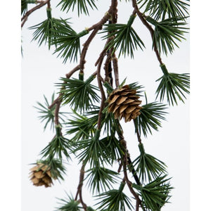 Gren fra krans set tæt på