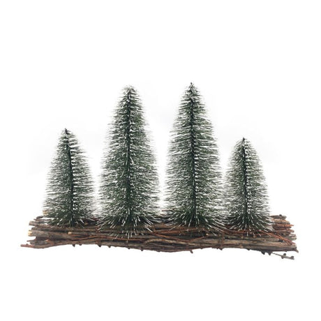 Fire nåletræer på base af kviste