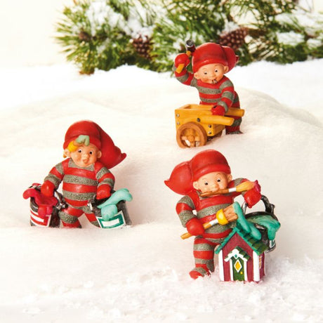Babynisse förbereder julklappar