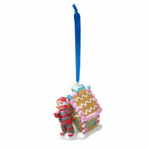 Bäbistomte i pepparkakshus 