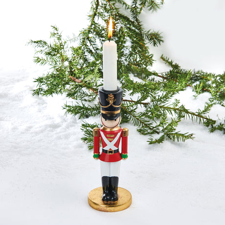 Ljusstake med soldat i uniform från Pobra