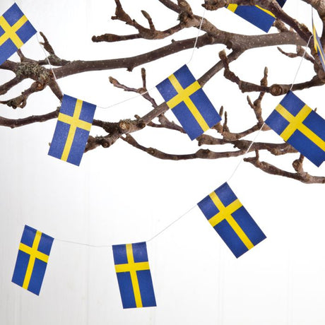 Flagguirlande med svenske flag