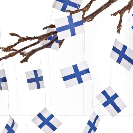 Flagguirlander med finske flag