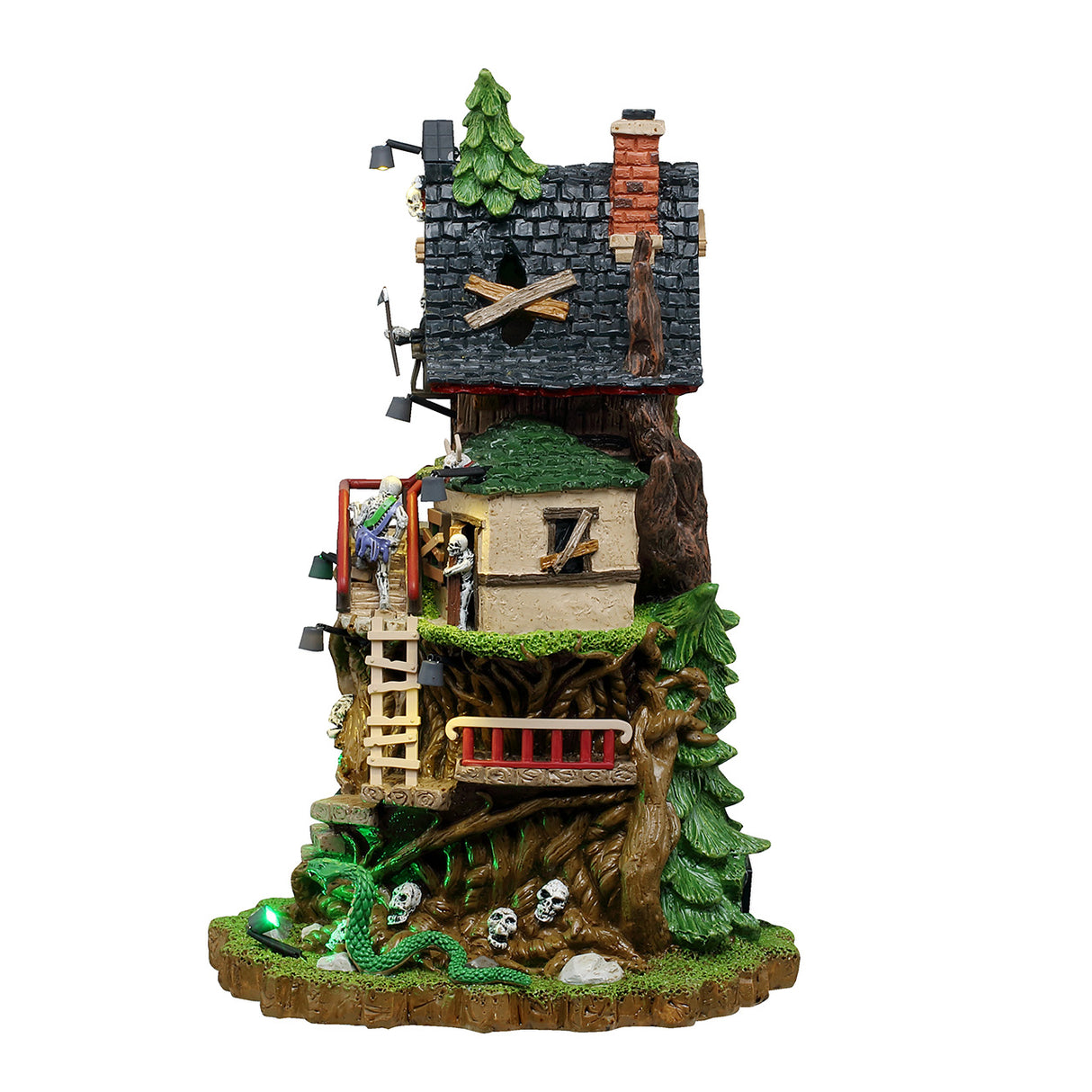 Petrified Forest Tree House hus med lys til Halloween fra Spooky Town set fra siden med slange