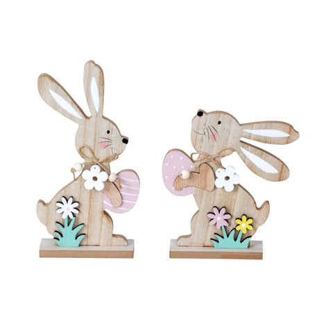 Påskehare med æg i poterne