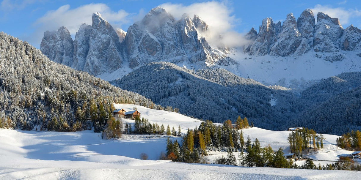 Baggrund i stof med Dolomitterne
fra My Village