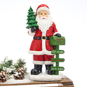 Tomte med julgran vid brevlåda från Pobra, 35 cm hög