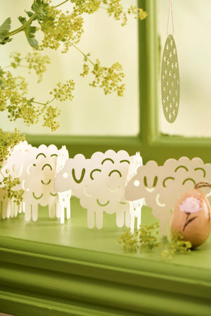 Papirklip lam fra Ib Laursen i vindueskarm