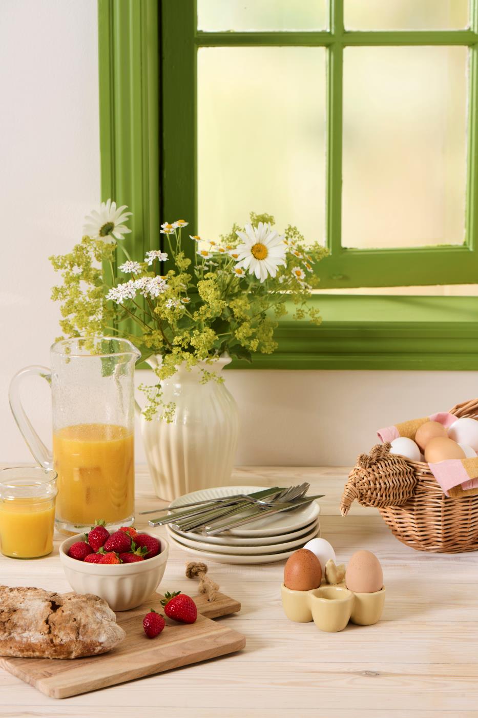 Morgenbord med Æggeholder i gul til 5 æg fra Ib Laursen