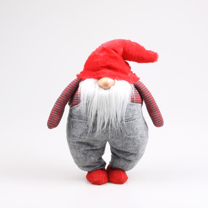 Gnom med rødt tøj stående