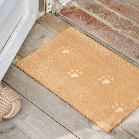 Dørmåtte med hundepoter – Ib Laursen kokosmåtte på trægulv