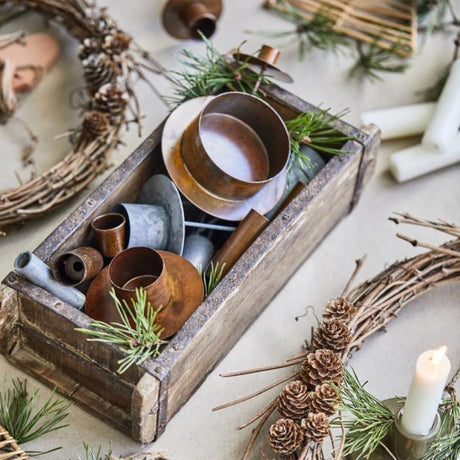 Murstensform Unika et rum fra Ib Laursen som opbevaring til lysholdere